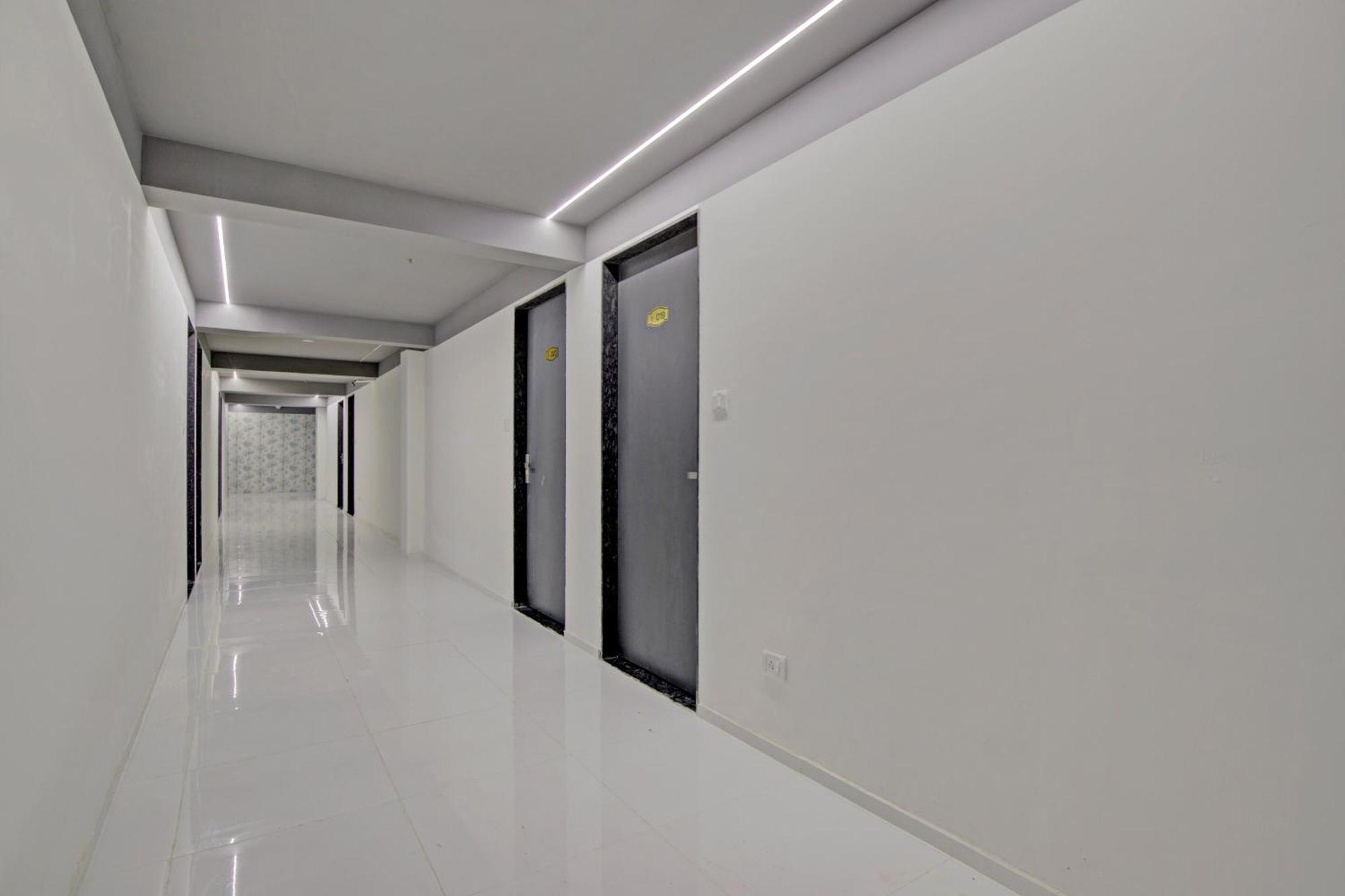 Collection O De'Pearl Hotel سورات المظهر الخارجي الصورة
