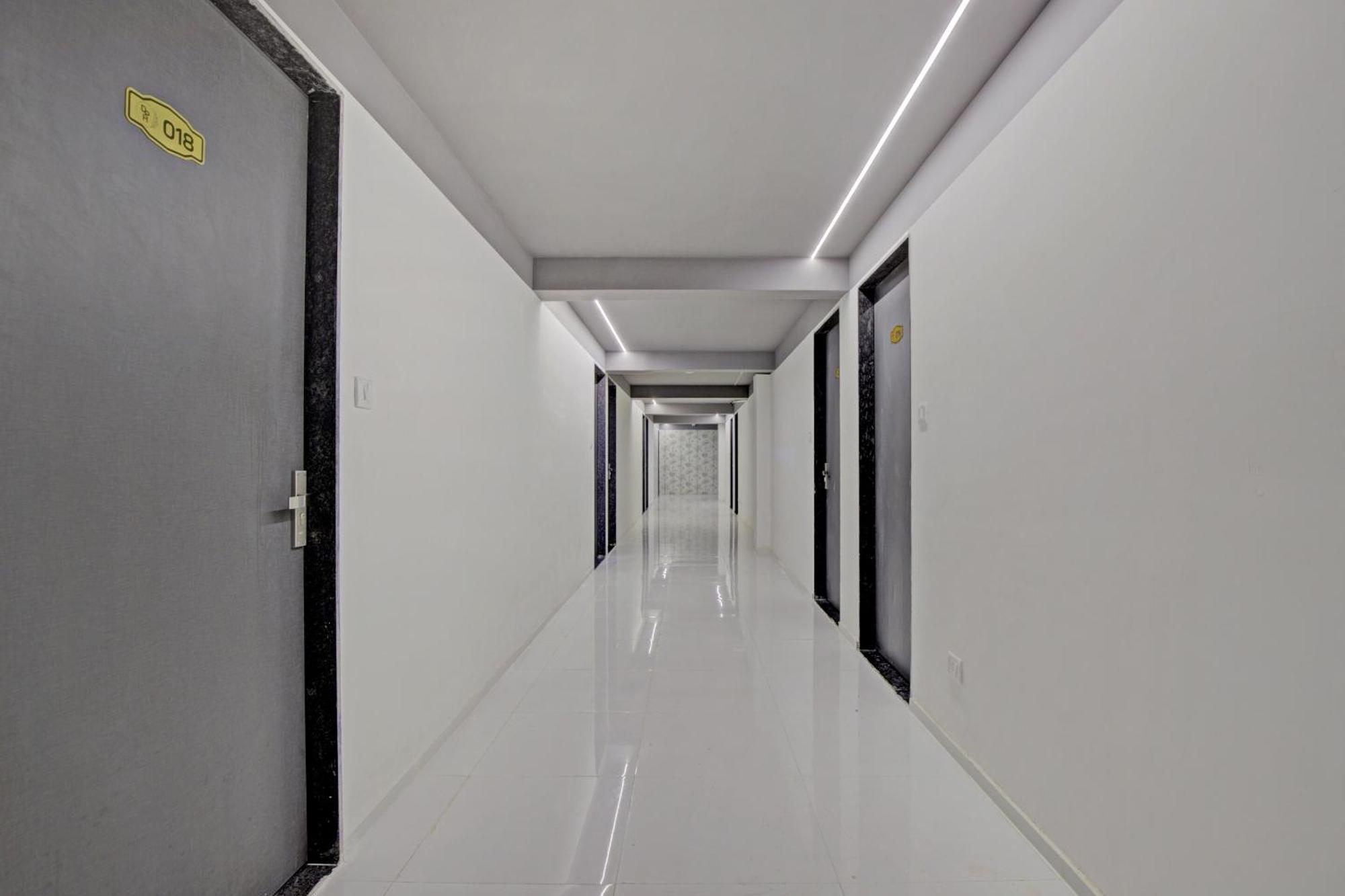Collection O De'Pearl Hotel سورات المظهر الخارجي الصورة