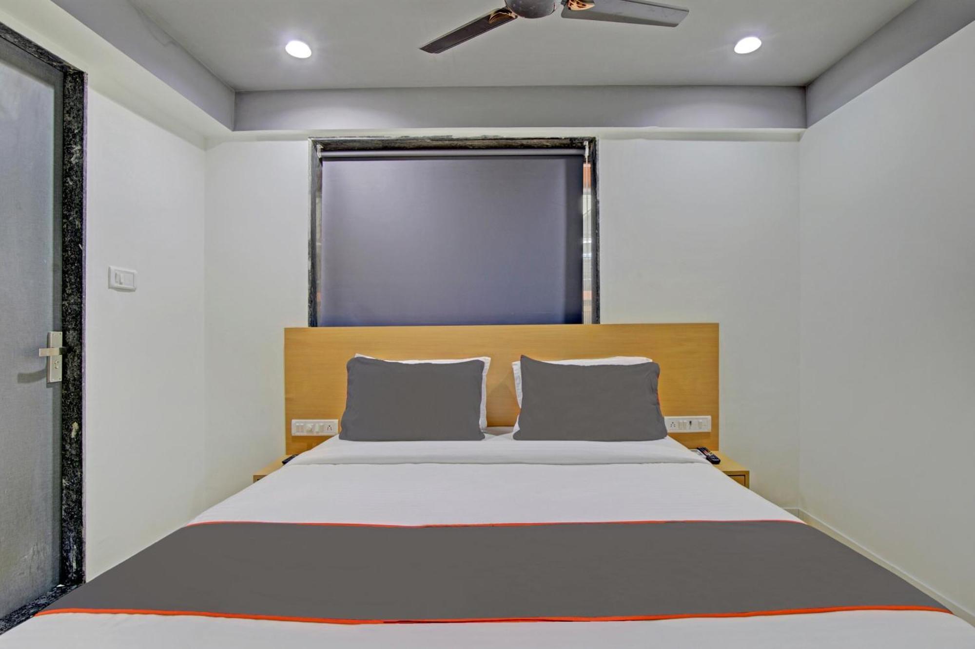 Collection O De'Pearl Hotel سورات المظهر الخارجي الصورة